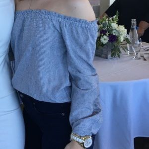 Brandy Melville off the shoulder top